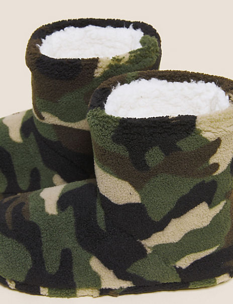 Kids’ Camouflage Slipper Boots (5 Small – 7 Large)