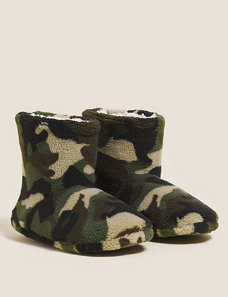 Kids’ Camouflage Slipper Boots (5 Small – 7 Large)