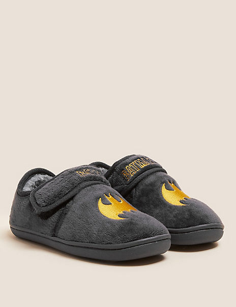 Kids’ Batman™ Riptape Slippers (5 Small – 12 Small)