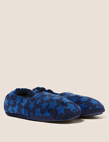 Kids’ Star Slippers (13 Small – 7 Large)