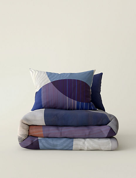 Pure Cotton Abstract Bedding Set