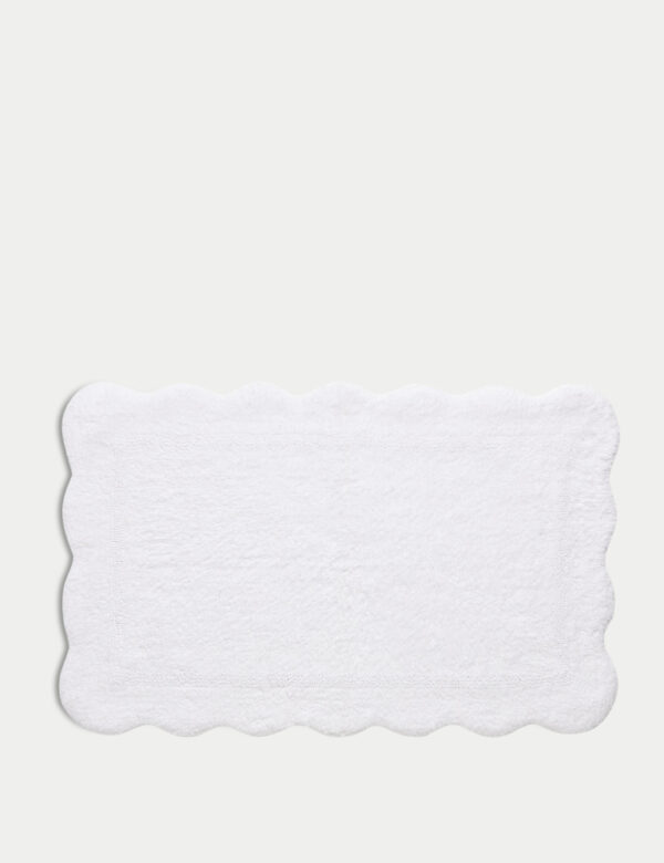 Pure Cotton Scalloped Bath Mat