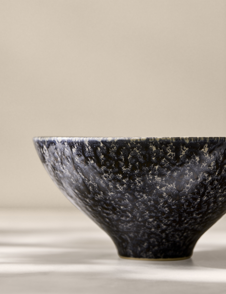 Reactive Serving Bowl