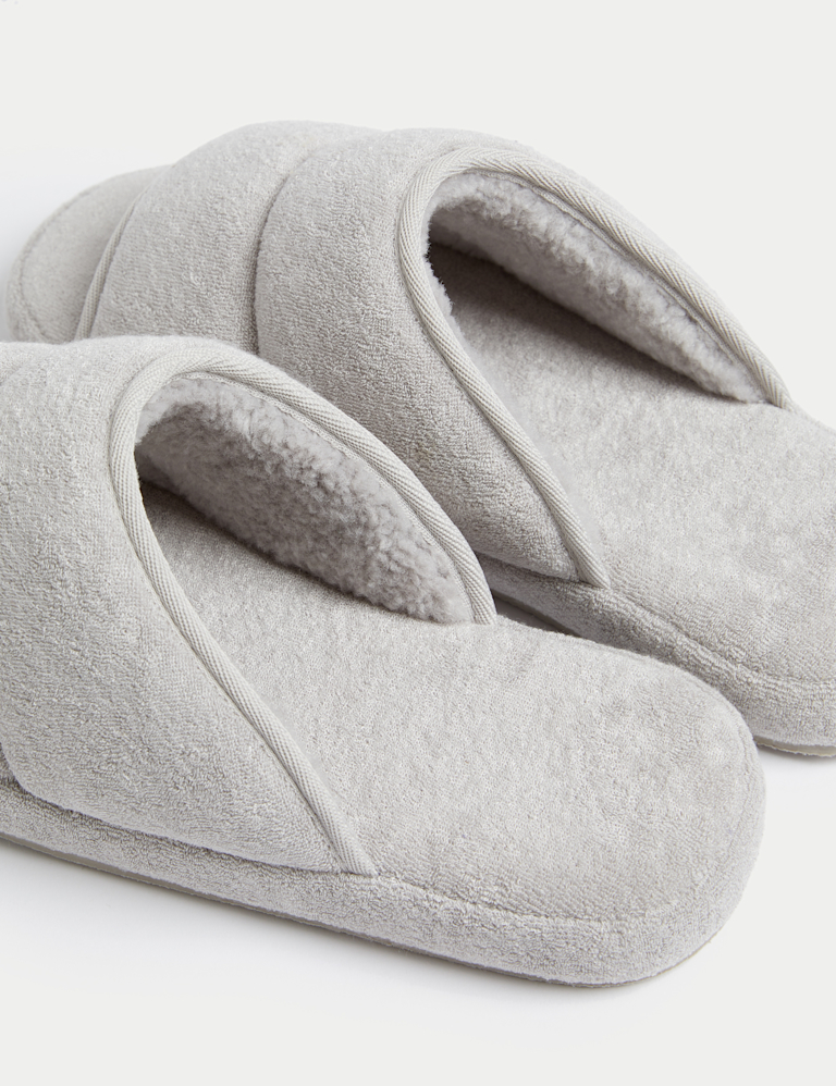 Open Toe Slider Slippers