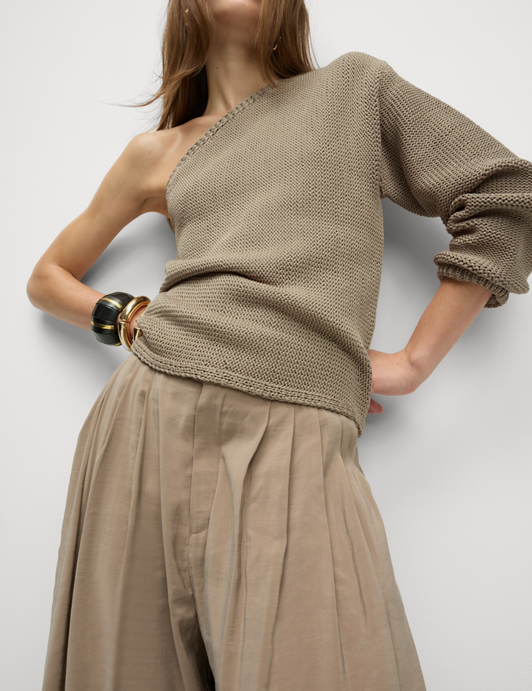 One Shoulder Slim Fit Textured Knitted Top