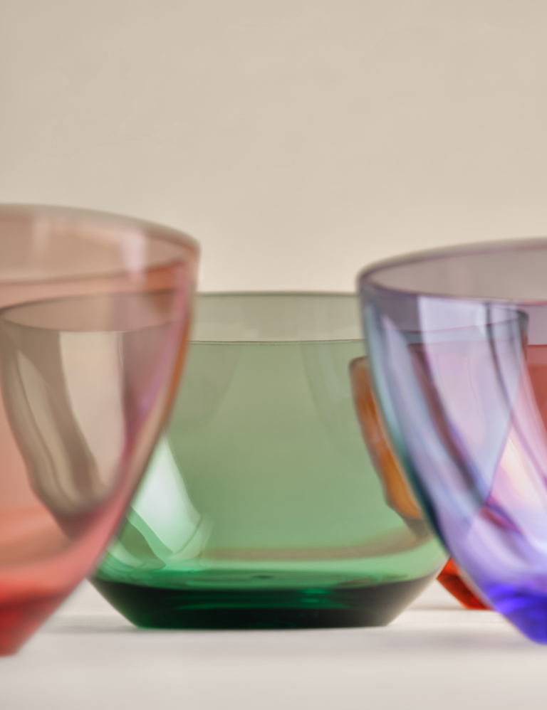 Set of 4 Rounded Picnic Cereal Bowls