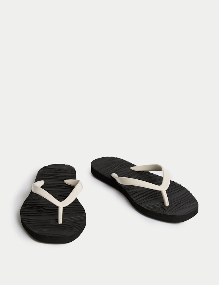 Flat Flip Flops