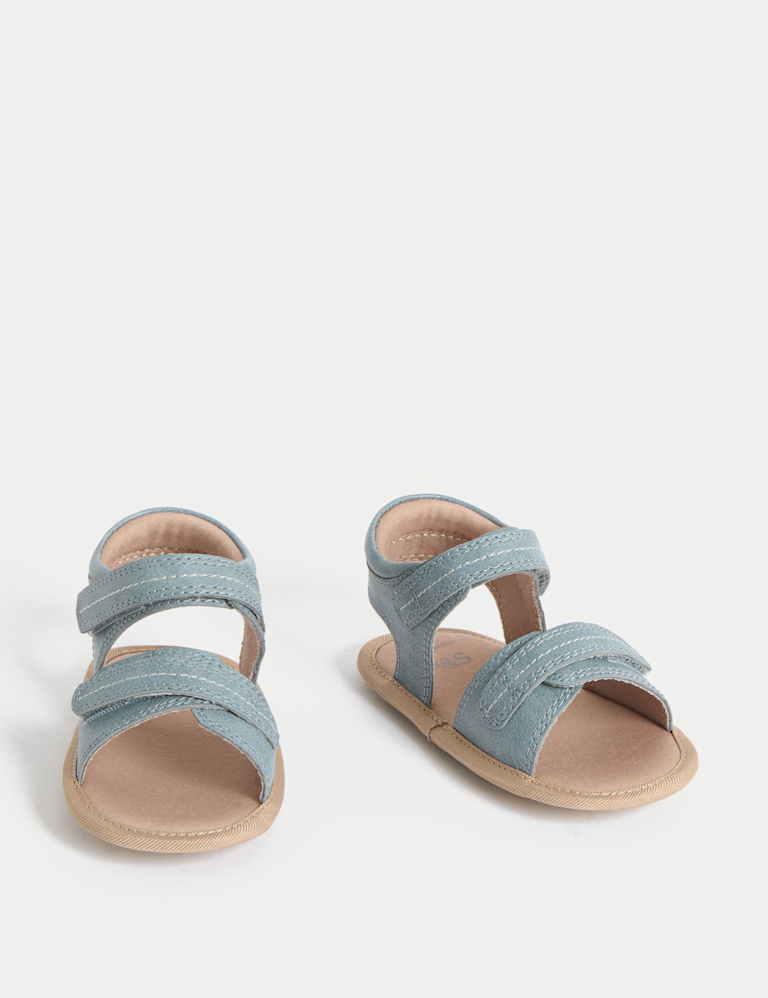 Baby Riptape Pram Shoes (0-18 Mths)