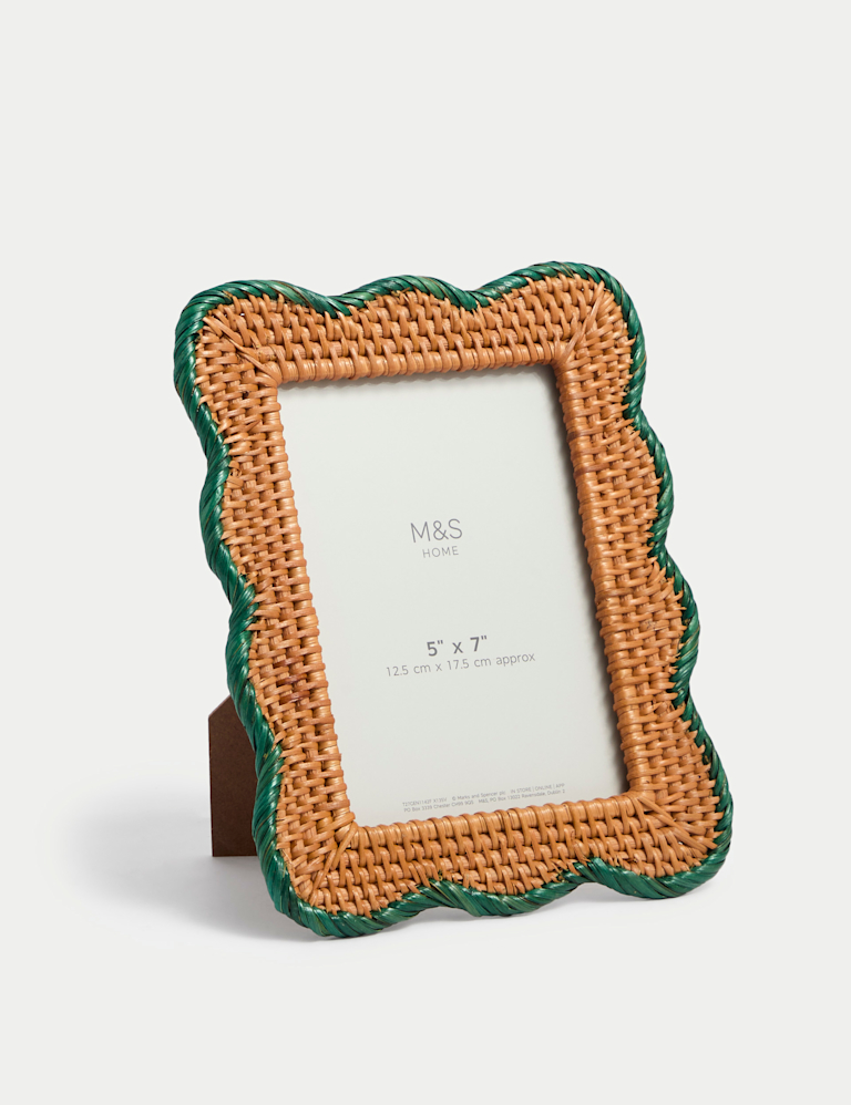Rattan Scallop Photo Frame 5×7 inch