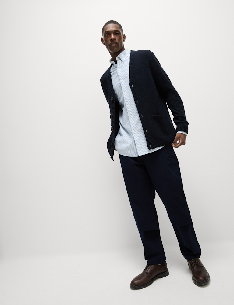 Loose Fit Stretch Chinos