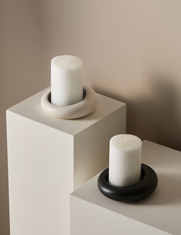 Curved Pillar Candle Holder