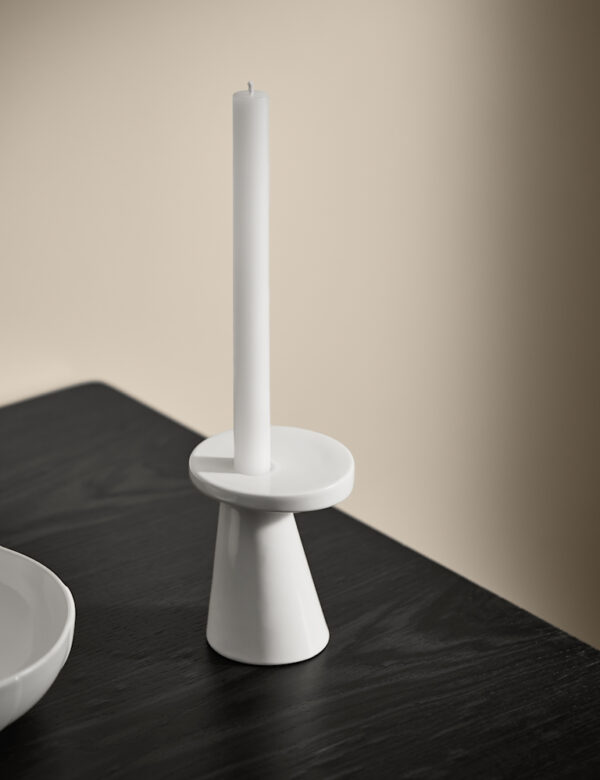 Raised Dinner Candle Holder