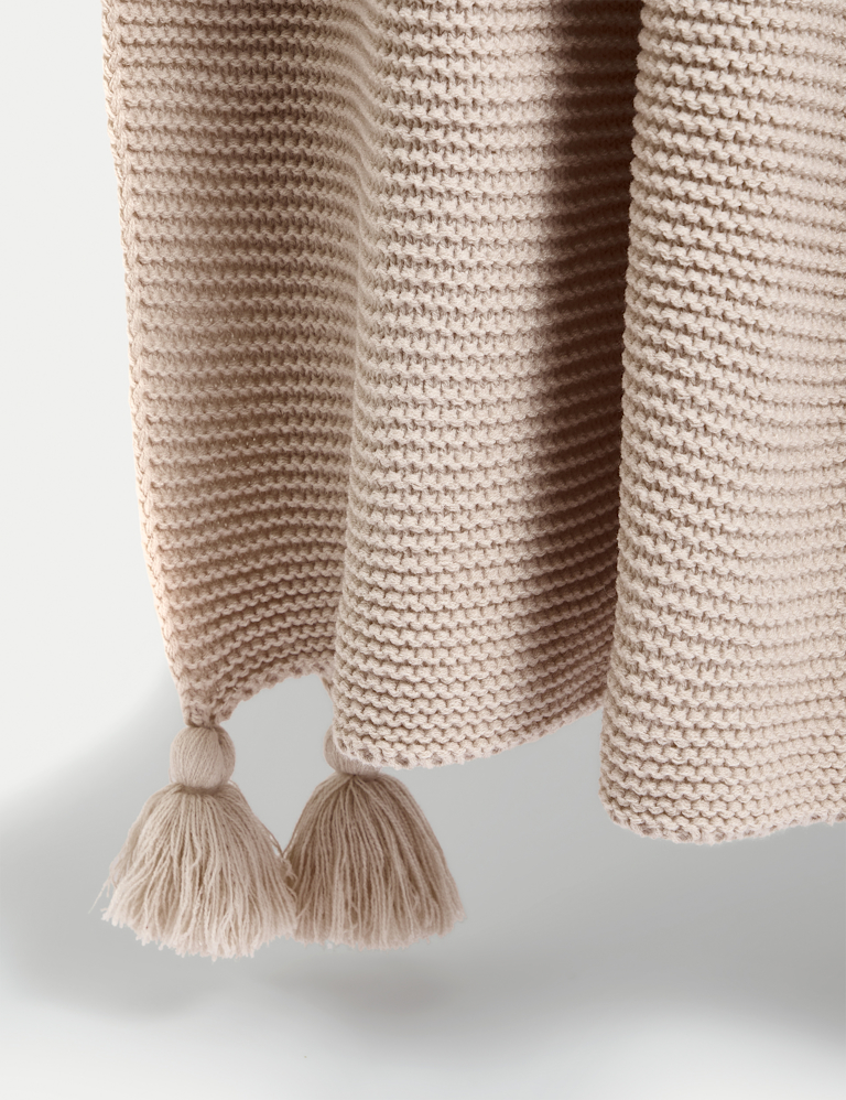 Knitted Tassel Throw