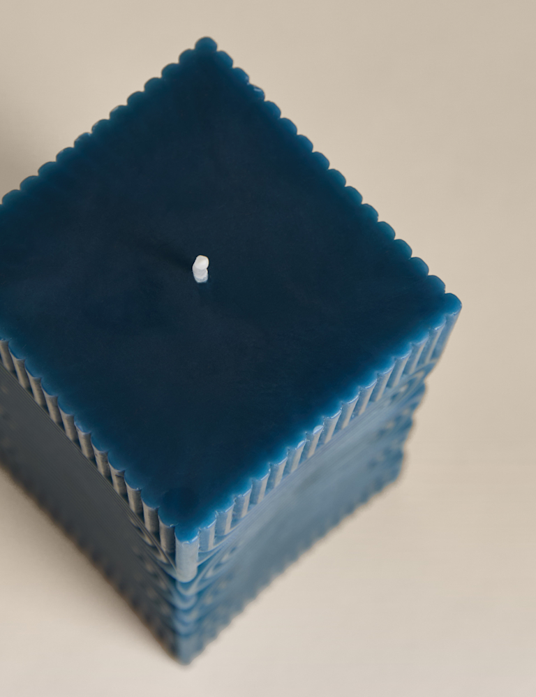 Retro Wiggle Pillar Candle