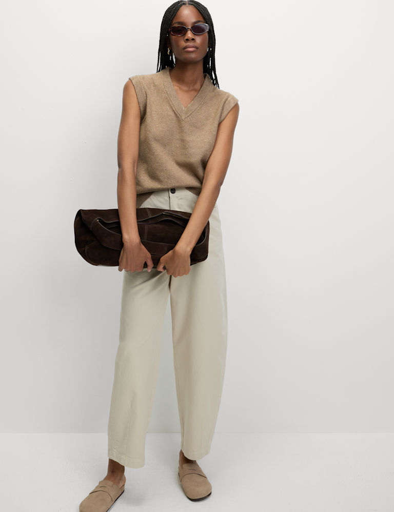 Air Yarn V-Neck Tabard