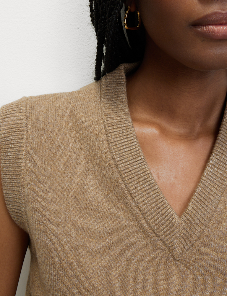 Air Yarn V-Neck Tabard