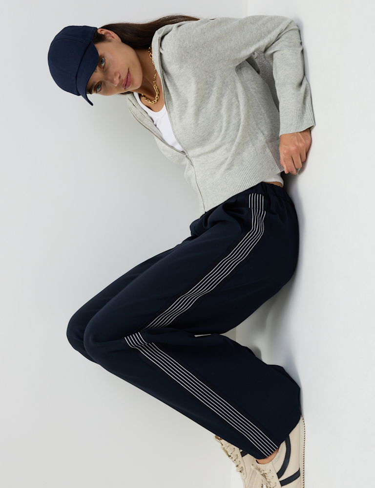 Knitted Zip Up Cropped Hoodie