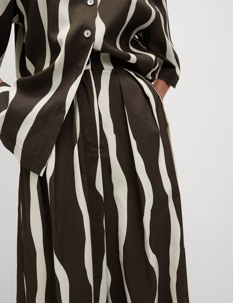 Printed Wide Leg Trousers