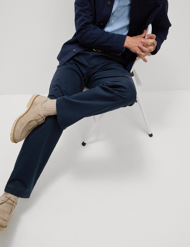 Loose Fit Stretch Chinos