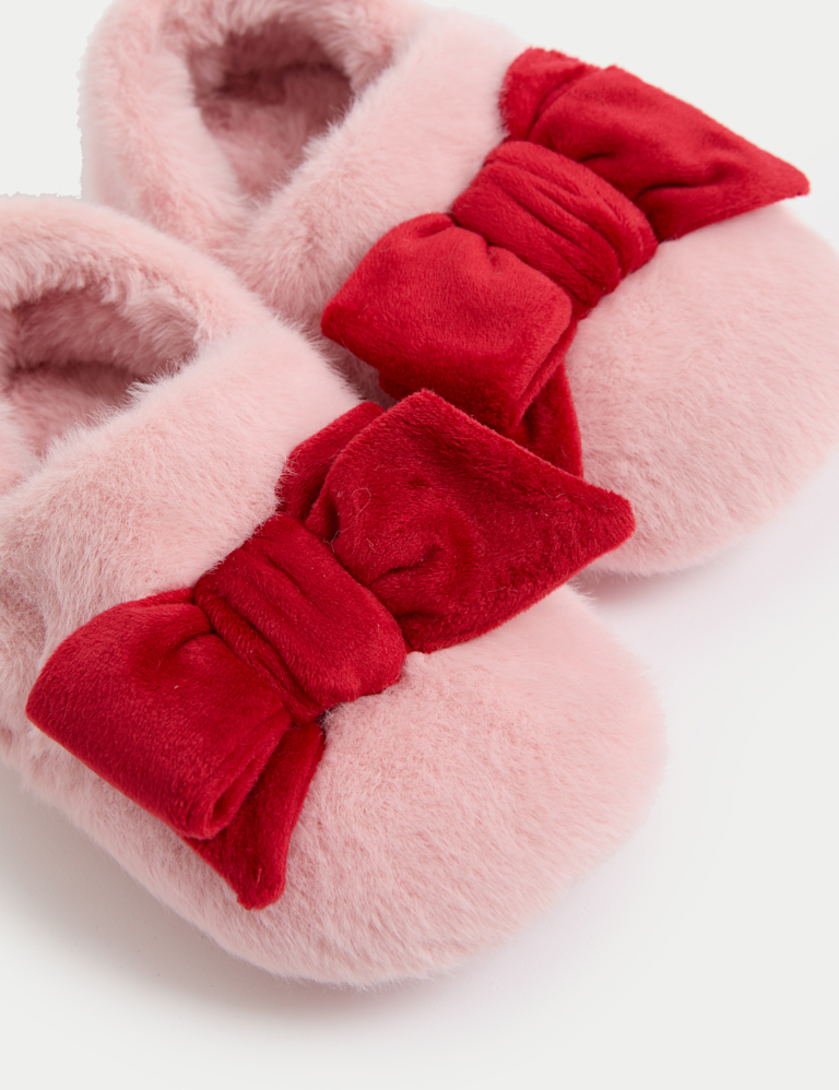 Kids’ Bow Riptape Slippers (4 Small – 13 Small)
