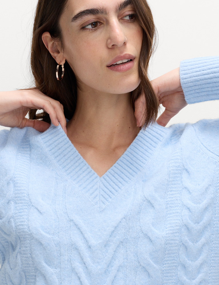 Textured Cable Knit V-Neck Jumper with Wool