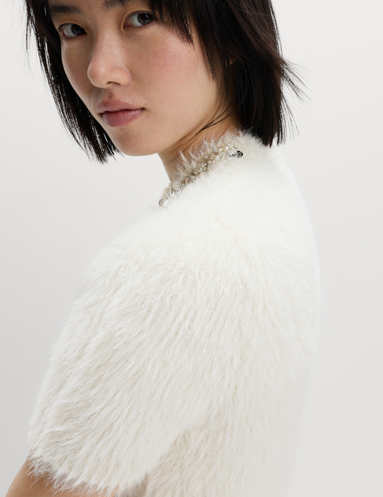 Embellished Crew Neck Fitted Knitted Top