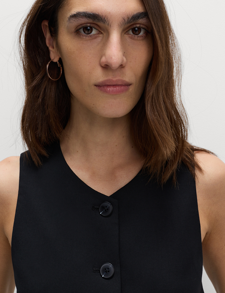 Collarless Button-Through Waistcoat