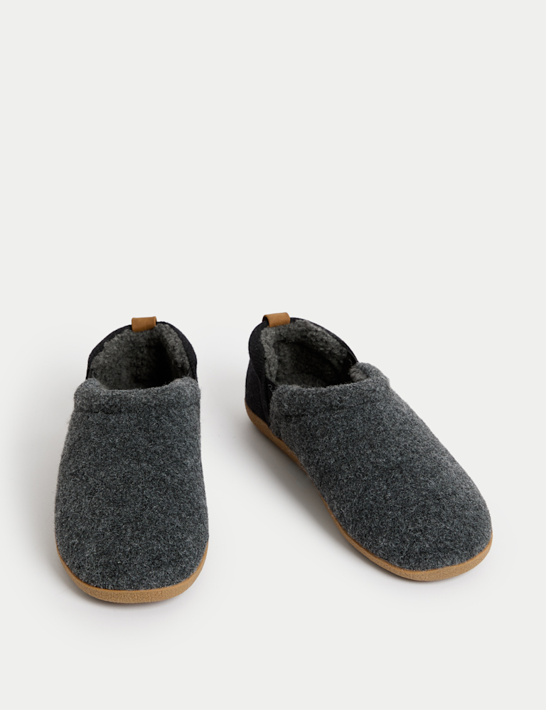 Fleece Lined Felt Slippers with Freshfeet™