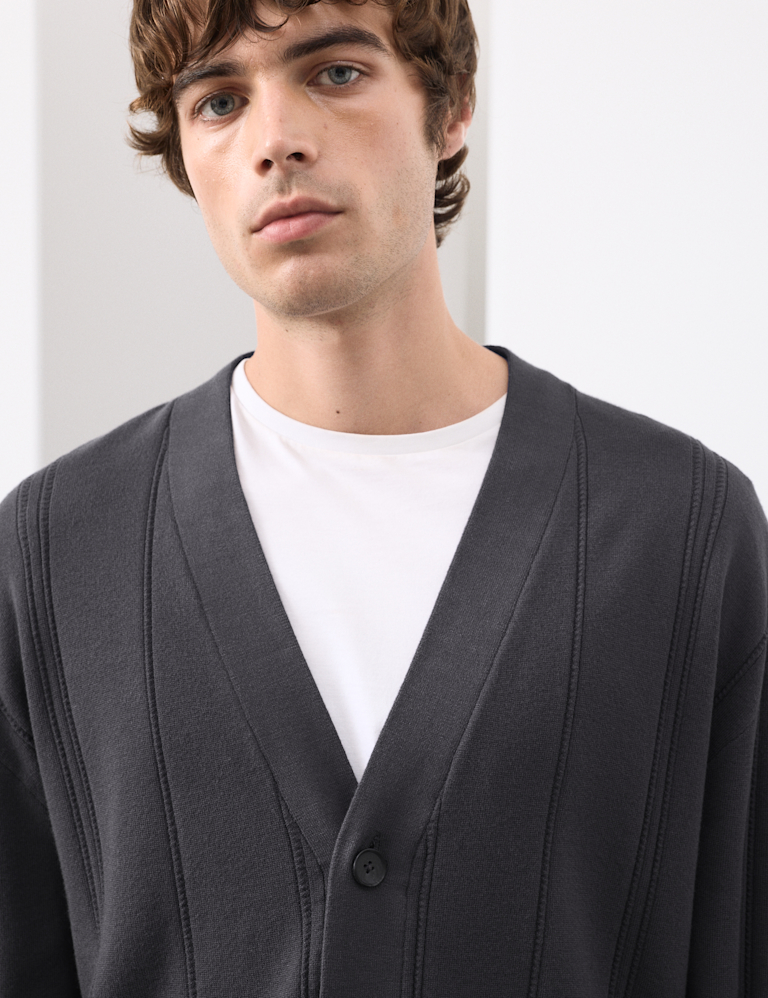 Relaxed Vertical Stitch V-Neck Cardigan