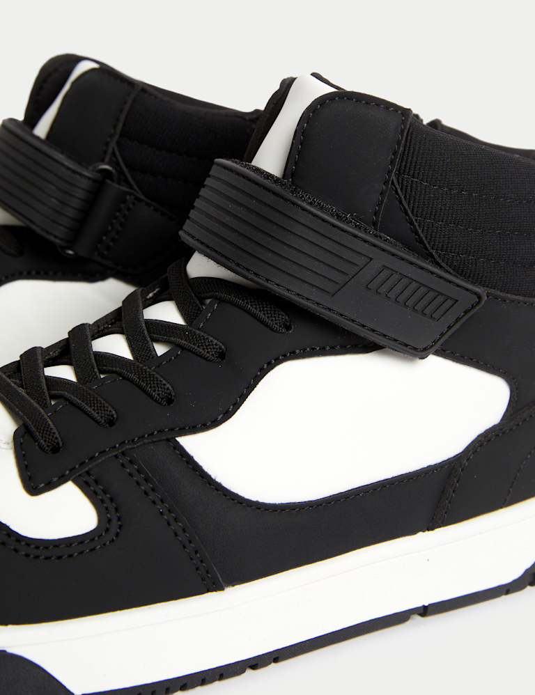 Kids’ Freshfeet™ Riptape High Top Trainers (4 Small – 7 Large)