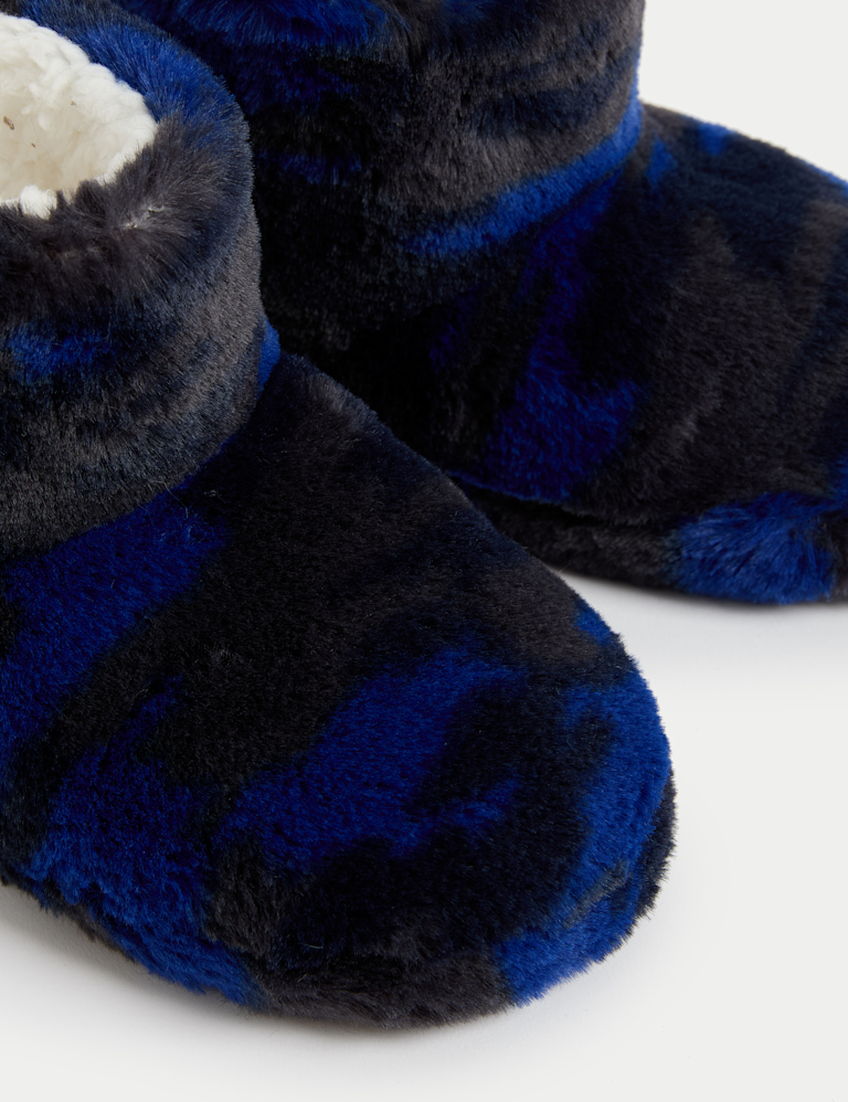 Kids’ Camo Slipper Boots (4 Small – 7 Large)