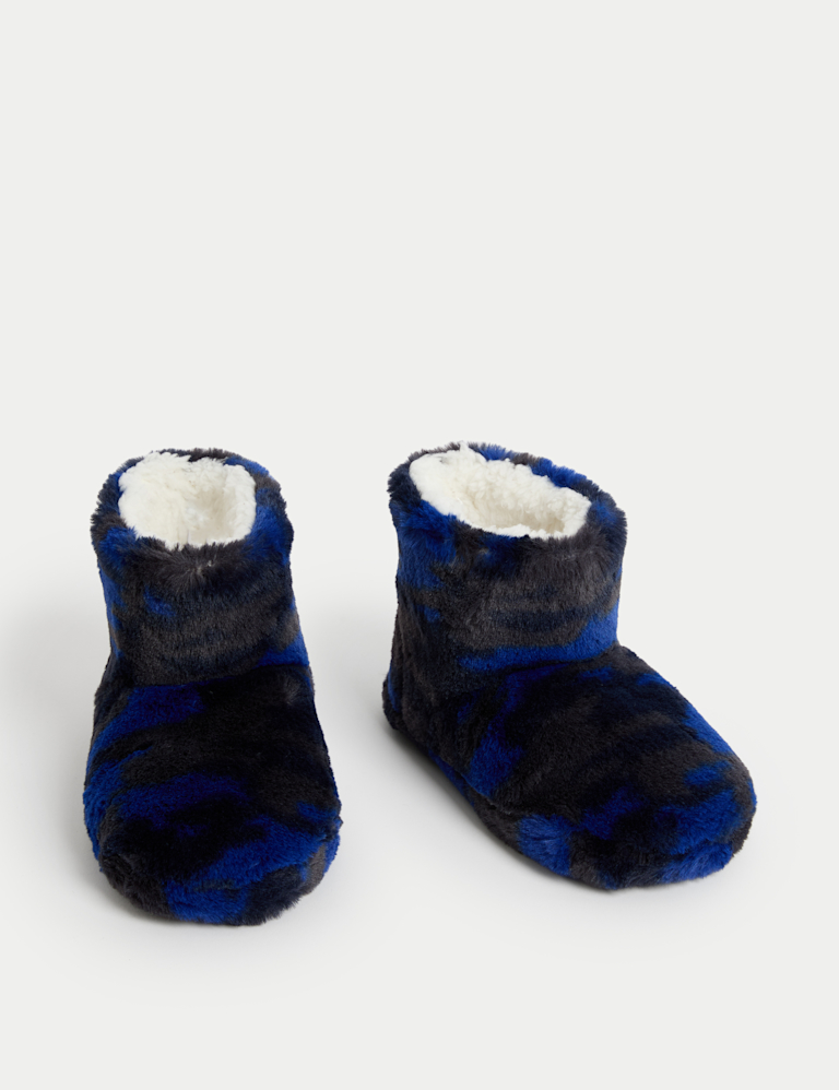 Kids’ Camo Slipper Boots (4 Small – 7 Large)