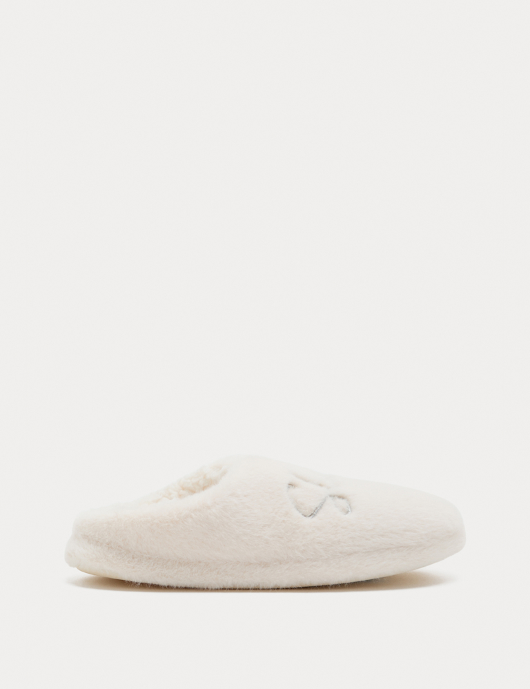 Kids’ Sleigh Queen Slippers (1 Large – 6 Large)