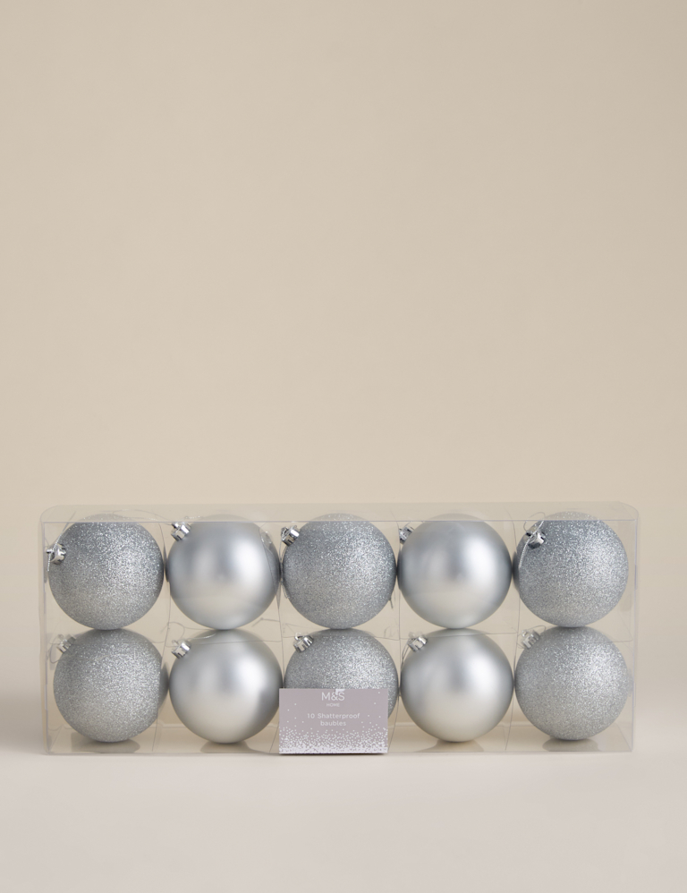 10pk Oversized Shatterproof Baubles