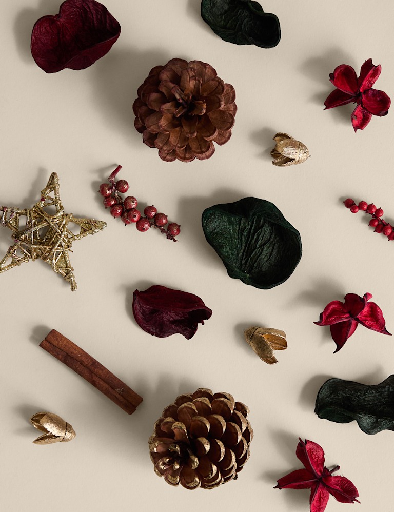 Mandarin, Clove & Cinnamon Potpourri