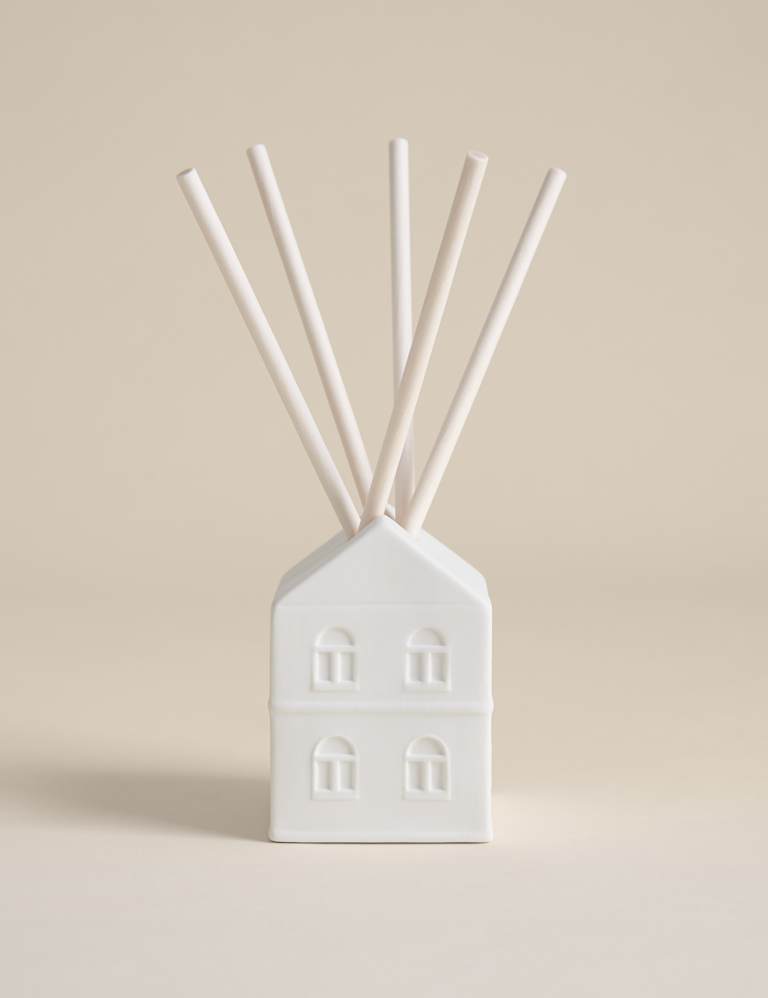 Mandarin Clove & Cinnamon Pre-Scented Reed Townhouse Diffuser