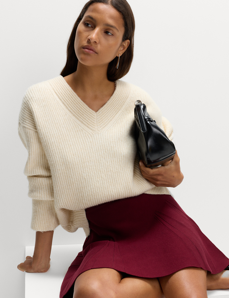 Ribbed Pleated Knitted Mini Skirt