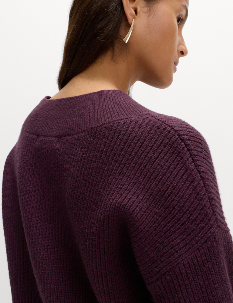 Ribbed V-Neck Relaxed Jumper