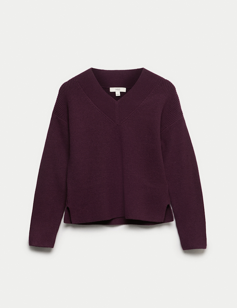 Ribbed V-Neck Relaxed Jumper