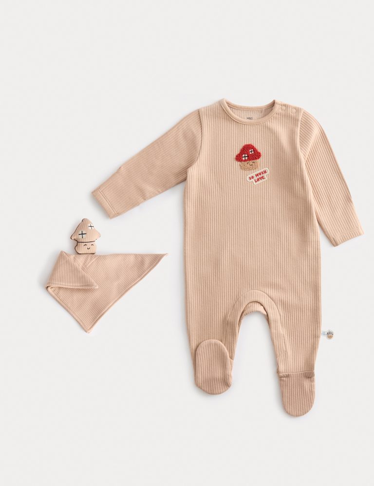Mushroom Sleepsuit with Comforter (7lbs-3 Yrs)