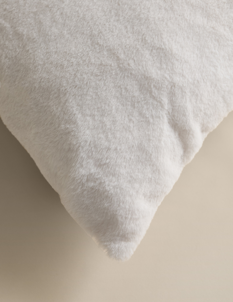 Supersoft Faux Fur Cushion