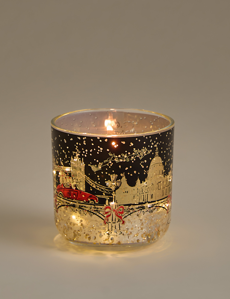 Mandarin Clove & Cinnamon Townhouse Light Up Candle Mandarin Clove & Cinnamon Townhouse Light Up Candle