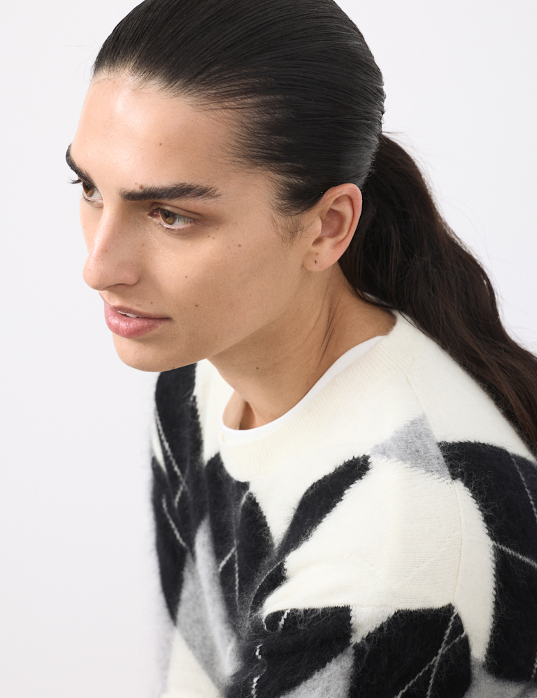 Merino Wool Rich Brushed Argyle Jumper with Cashmere