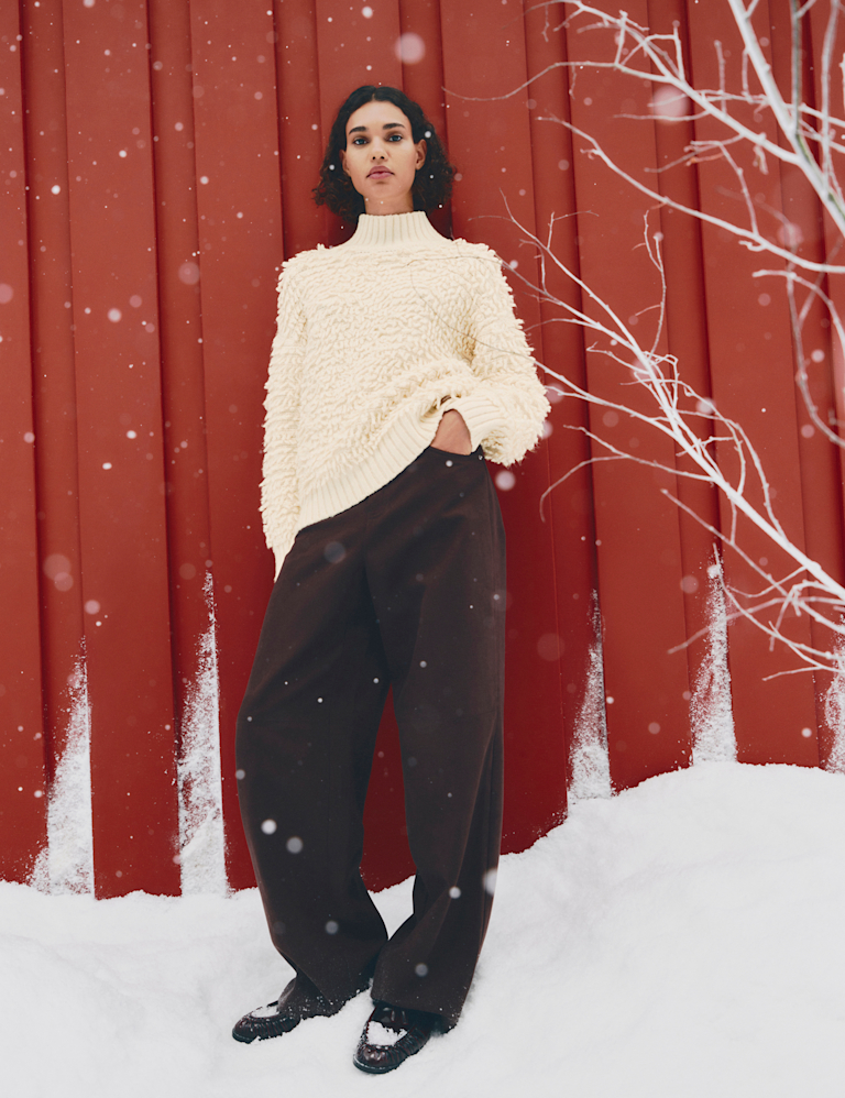 Cloud-Yarn Textured Funnel Neck Relaxed Jumper Cloud-Yarn Textured Funnel Neck Relaxed Jumper