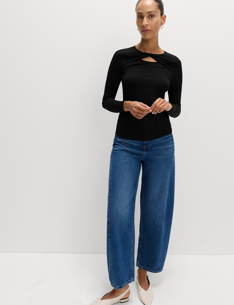 Ribbed Twist Front Top