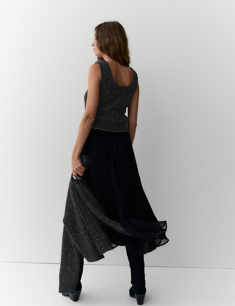 Jacquard Cropped Knitted Vest