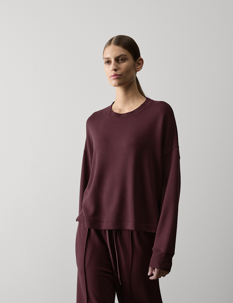 Scuba Jersey Lounge Sweatshirt