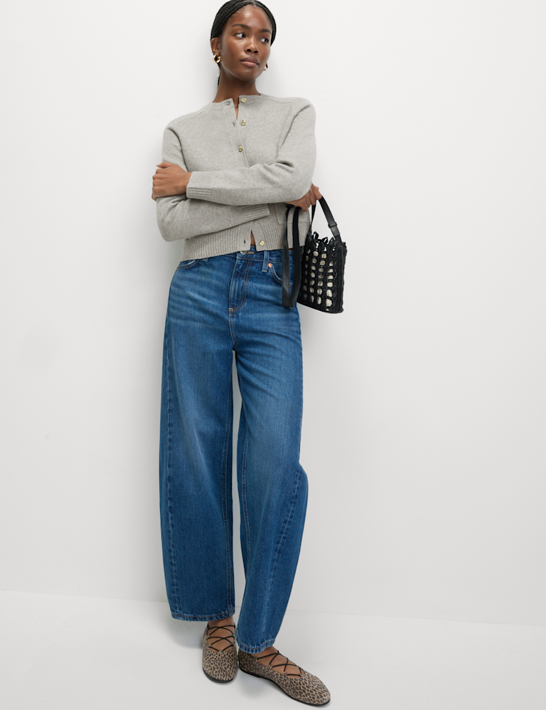 Air-Yarn Crew Neck Button Front Cropped Cardigan