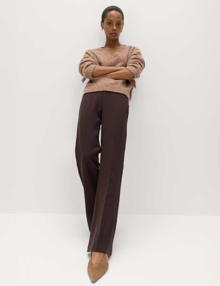 V-Neck Relaxed Jumper With Wool