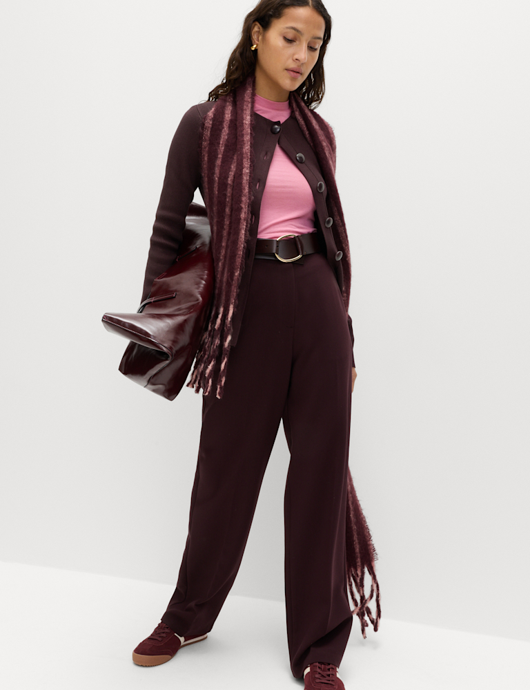 Ribbed Crew Neck Slim Fit Cardigan